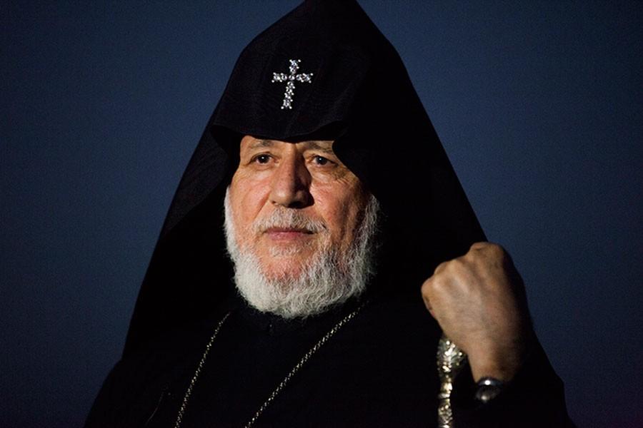 Կաթողիկոսի հրաժարականի մասին լուրերը և եպիսկոպոսների հանդիպումը Փաշինյանի հետ