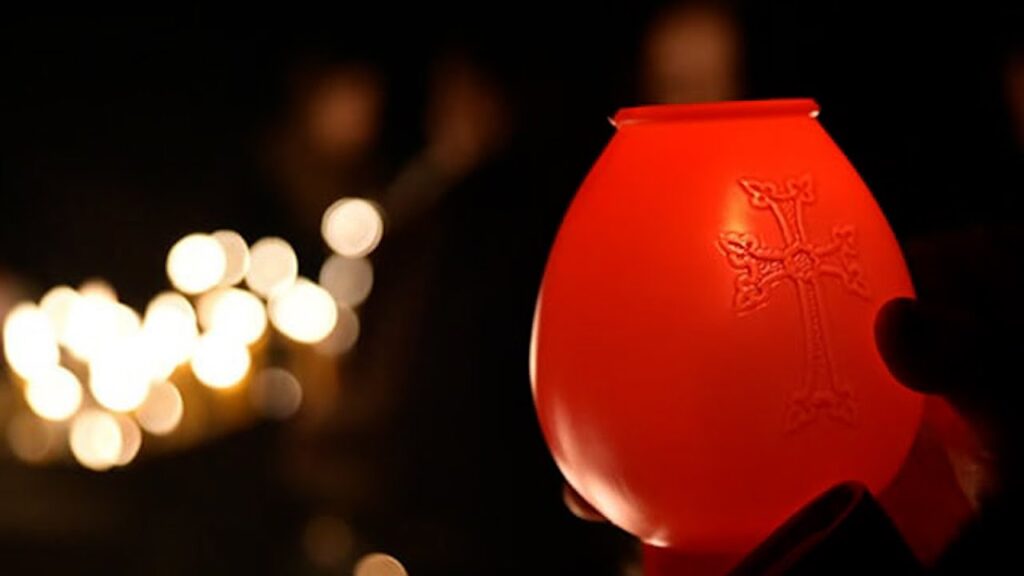 Մայր Հայաստանը մասնակցում է տարեվերջյան պատարագի Մայր Աթոռում