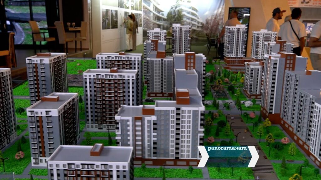 Նոր Նորքի թաղապետարանի դիմացի այգին՝ կանաչ գոտու վանդալիզմի և օրենքի խախտման զոհ