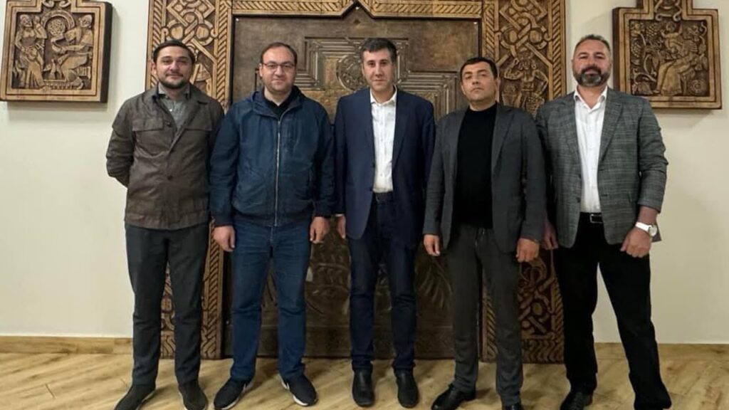 Իրանի բողոքի ալիքի զարգացման հինգ փուլերը և դրանց համատեքստը