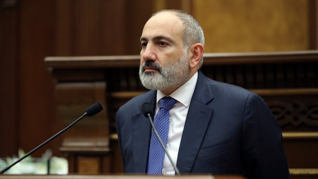 Նիկոլ Փաշինյանը 3 միլիարդ դրամի պարգևավճար է բաժանել իր աշխատակիցներին