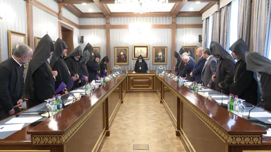 Գերագույն հոգևոր խորհրդի արտահերթ նիստի որոշումները